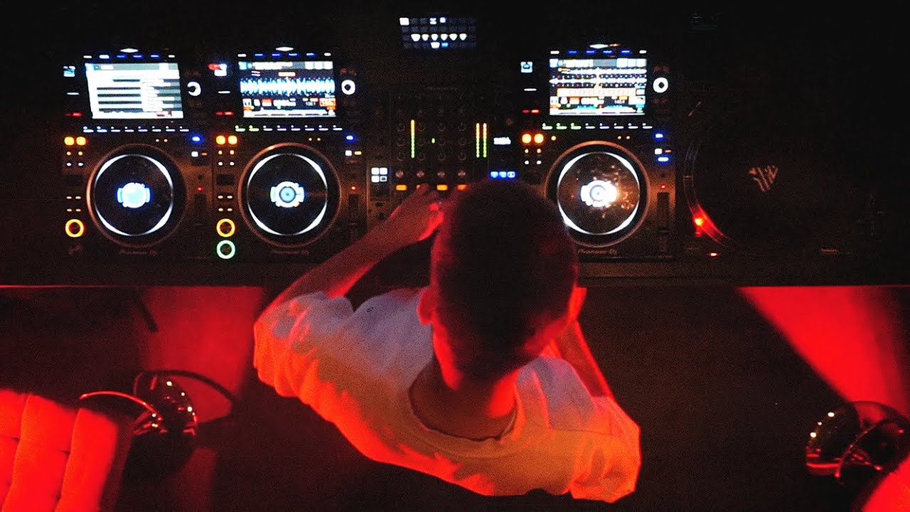 Garage Mix 2025, video thumbnail